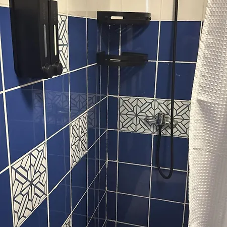 شقة Appartement 2 Chambres - Wifi Fibre - Parking Facile - 4 Voyageurs *